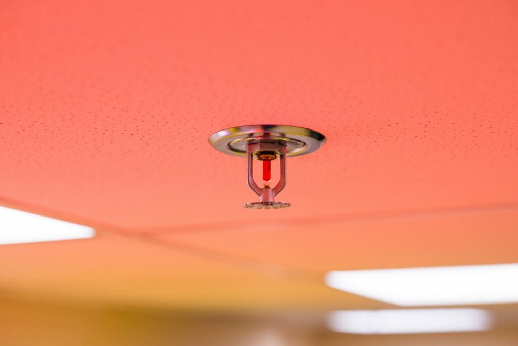 how do fire sprinklers work